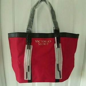 Red VS tote